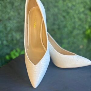 White Barn Cream Croc-Embossed Heels